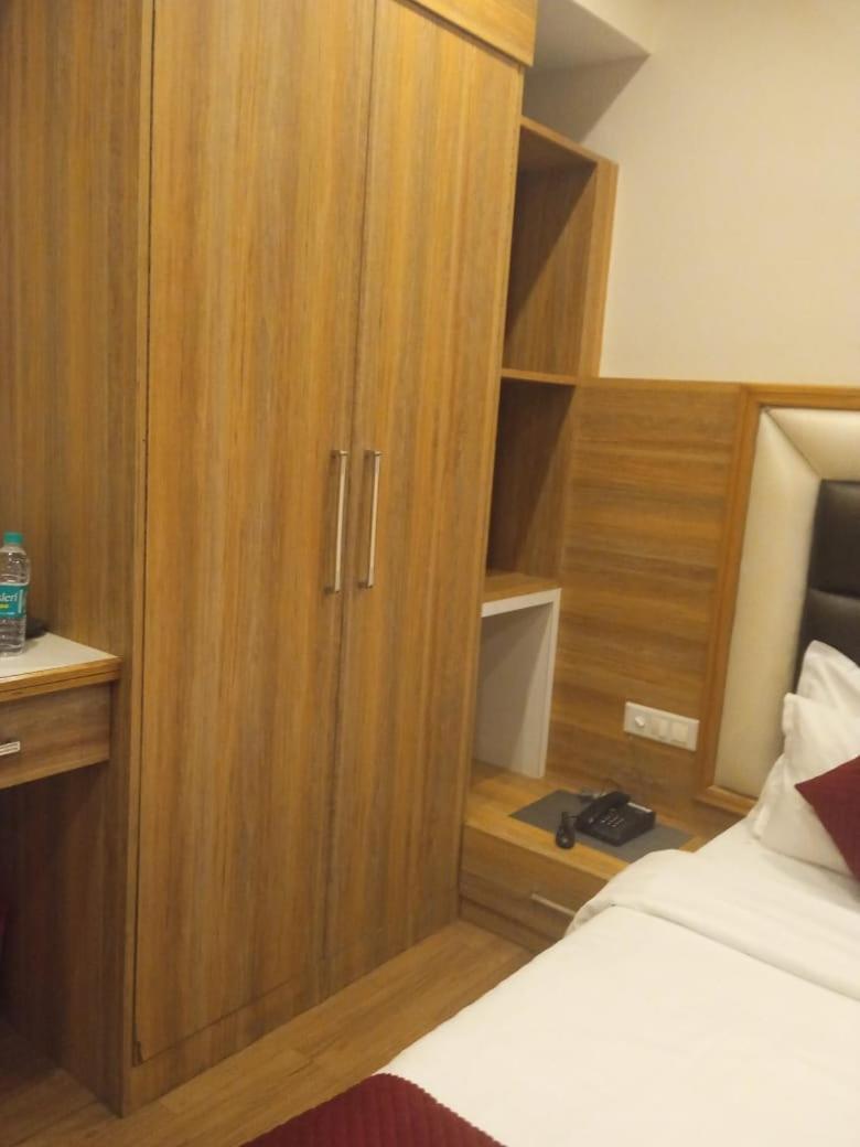 Hotel President Bharwain Esterno foto