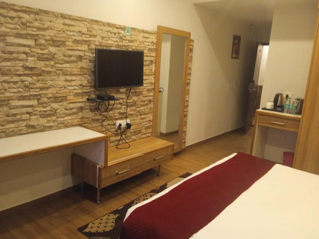 Hotel President Bharwain Esterno foto